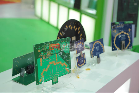 印刷电路板(特别是多层、柔性、柔刚结合和绿色环保印刷线路板技术)是我国电子信息产业未来5-15年重点发展的15个领域之一-深圳鼎纪PCB